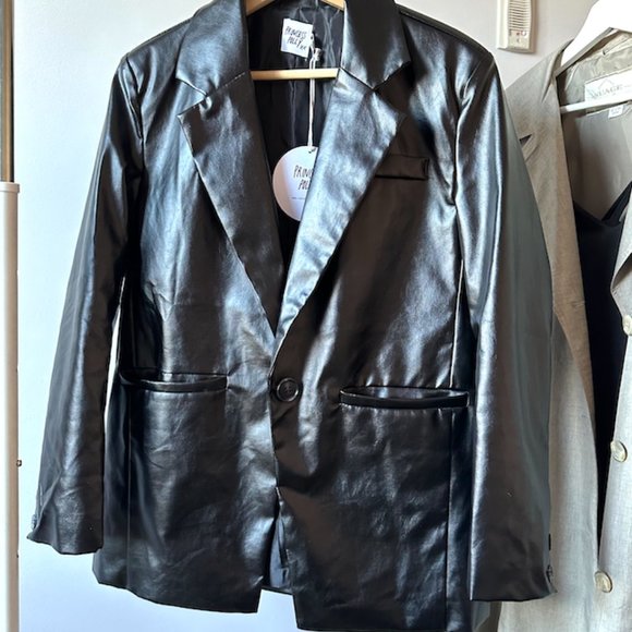 PRINCESS POLLY JOCELYN FAUX LEATHER BLAZER - Picture 2 of 3
